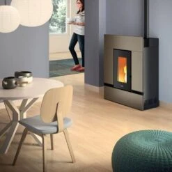 Pelletofen Cadel Mithos Plus 14 Up 14 KW -Top Fram Geschaft Cadel Mithos Plus Light Bronze Ambient 1600x1600